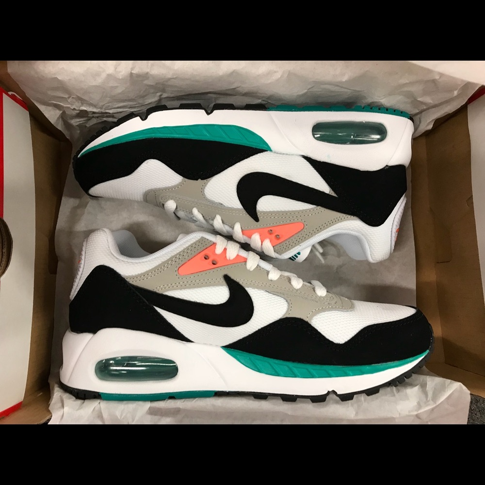 💜NWT NIKE AIR MAX CORRELATE - Picture 4 of 4